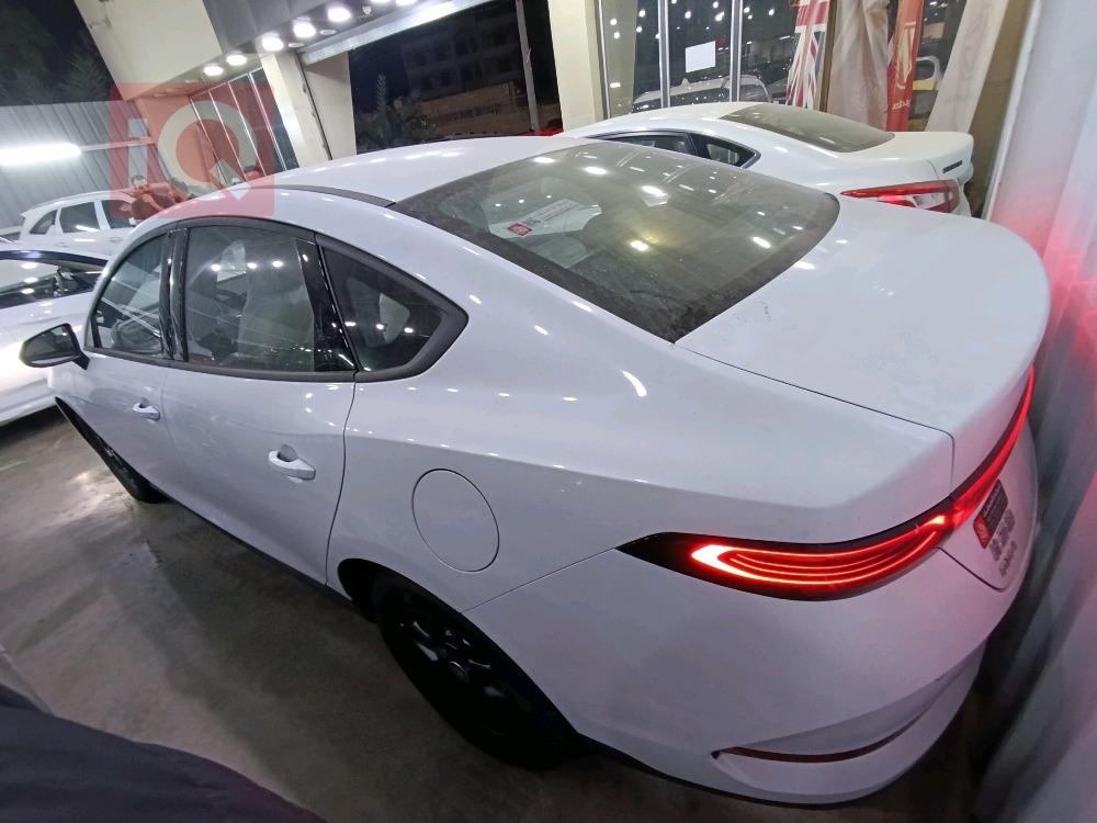 بي واي دي Qin Plus